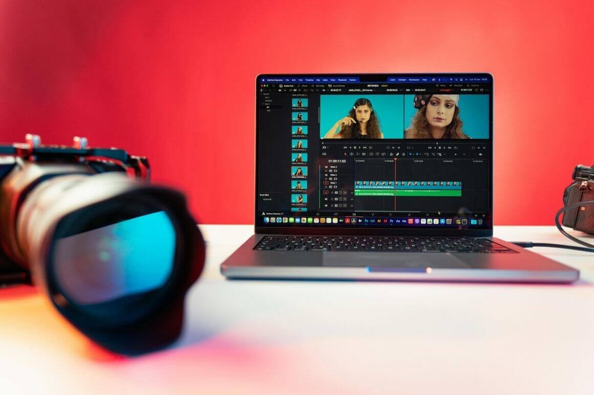 Membuat Video Promosi