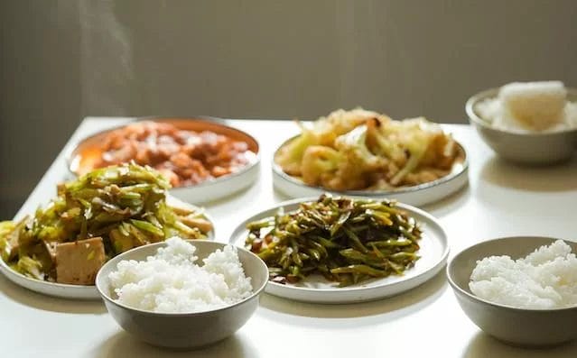 ide bisnis makanan sarapan nasi campur
