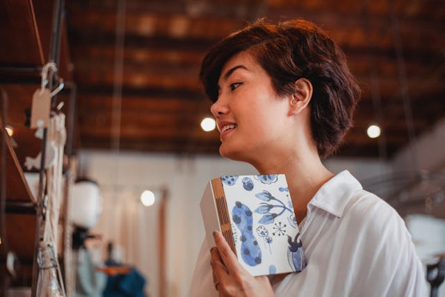 pengertian dissonance reducing buying behavior