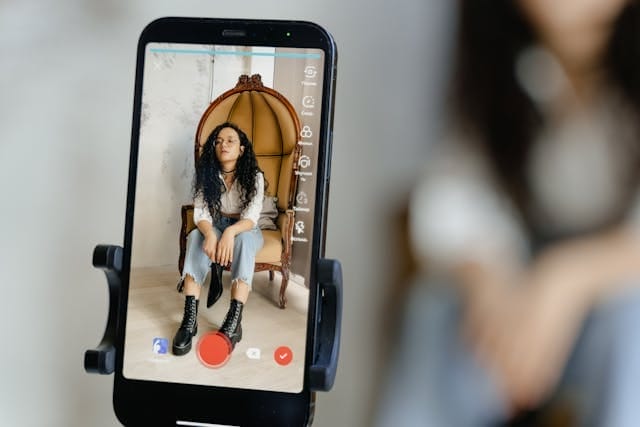 cara menggunakan kata kunci yang sesuai di tiktok